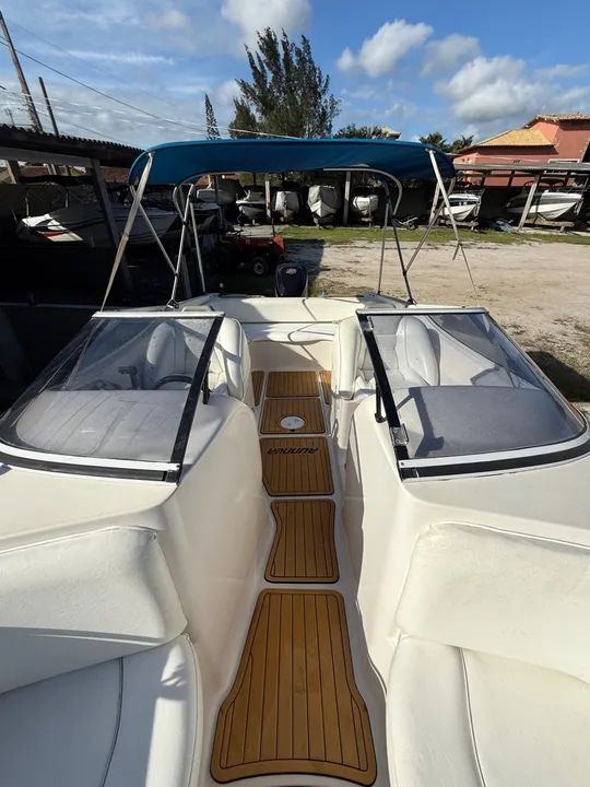 Lancha Runner 220 motor Mercury 150hp Optmax Pro - Foto 4