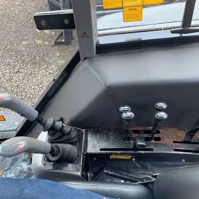 TRATOR VALTRA BH 180 - Foto 4