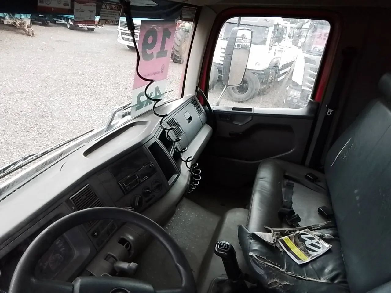 Volkswagen 15.190 E Constellation 2p (diesel)(E5) 2018/2019 Vamos Seminovos RIBEIRAO PRETO - Foto 9