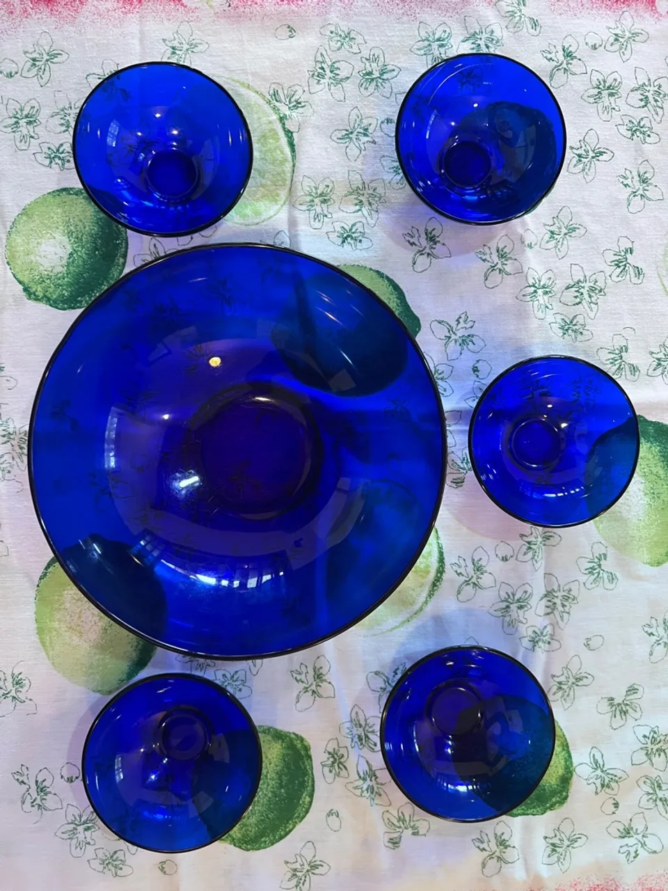Conjunto de sobremesa de vidro azul