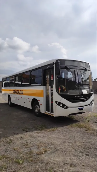Ônibus escolar Mercedes bens 1519 2014 48 lugares - 1 porta