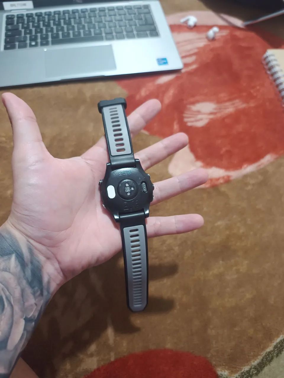 Smartwatch Garmin forerunner 935 - usado - Foto 2