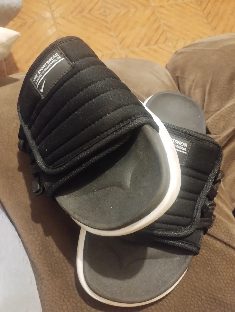 Sandálias Nike Assuna 2.0