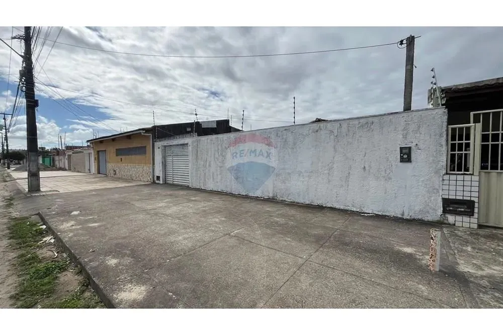 Casa com 3 quartos em terreno de 300m² na Cohabinal Parnamirim/RN | ALUGUEL
