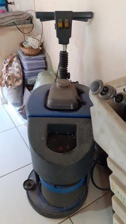 Aspirador de Pó e Água Industrial - Impecável! - Foto 2