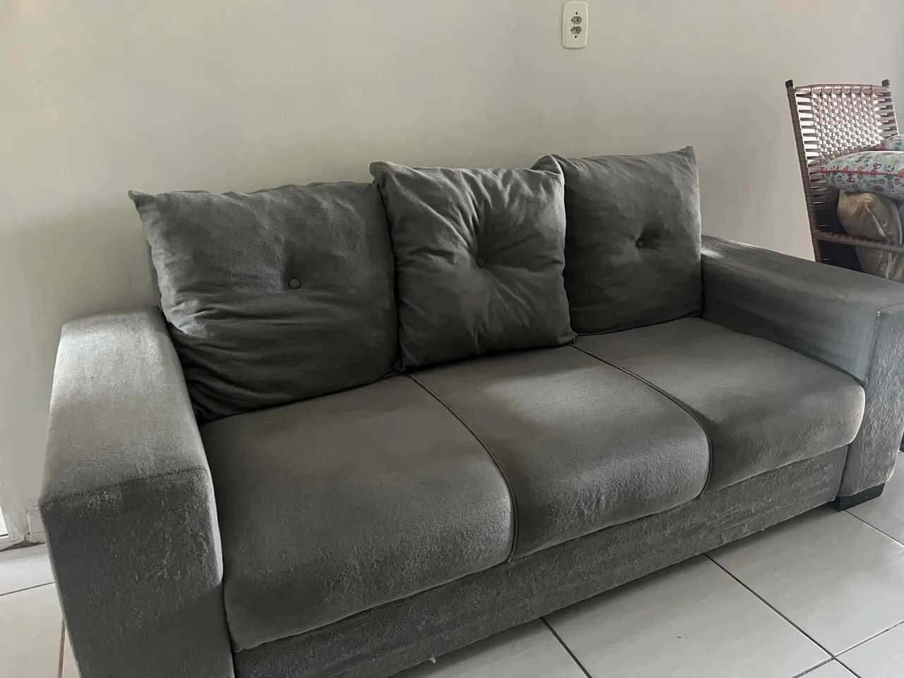 Sofá 3 lugares cinza