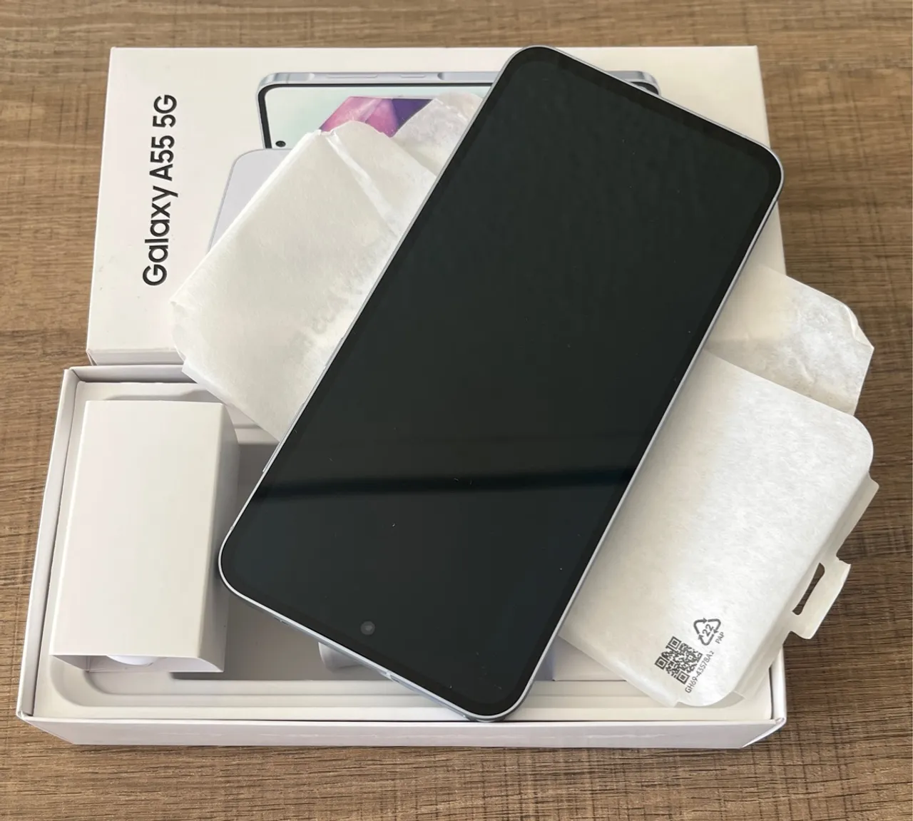Samsung Galaxy A55 5G - Novo na Caixa!
