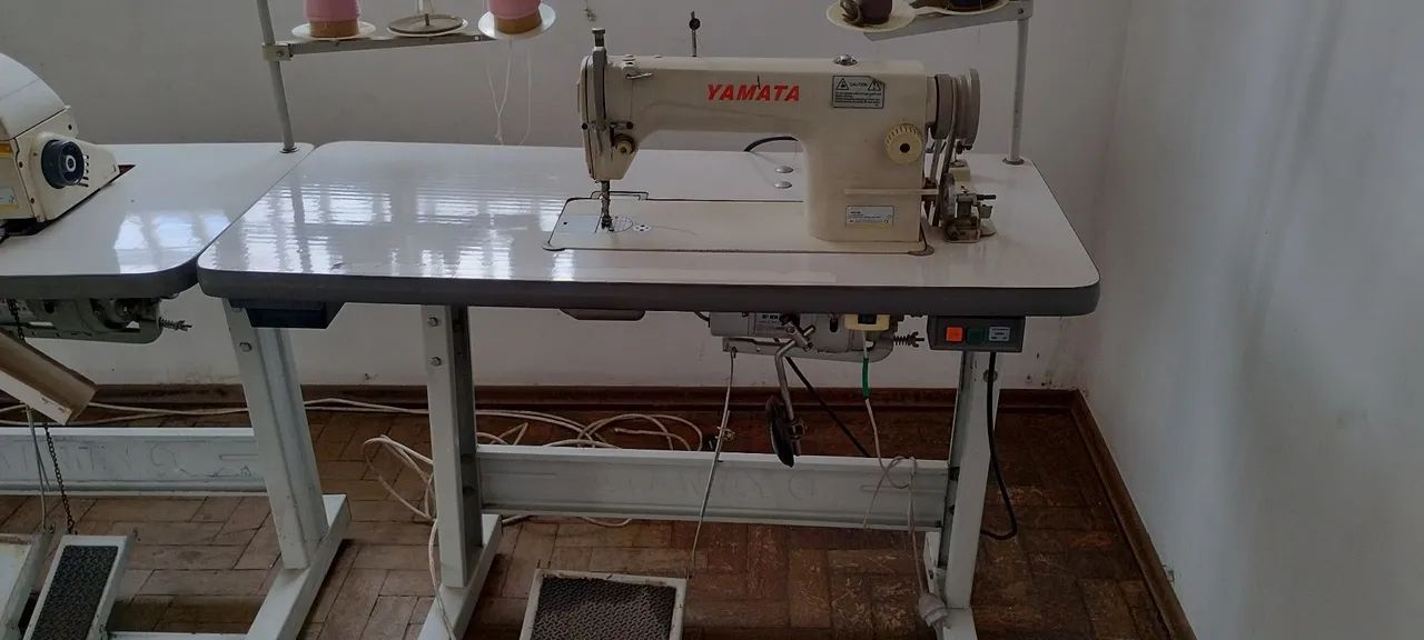 Máquina de Costura Industrial Yamata FY8700