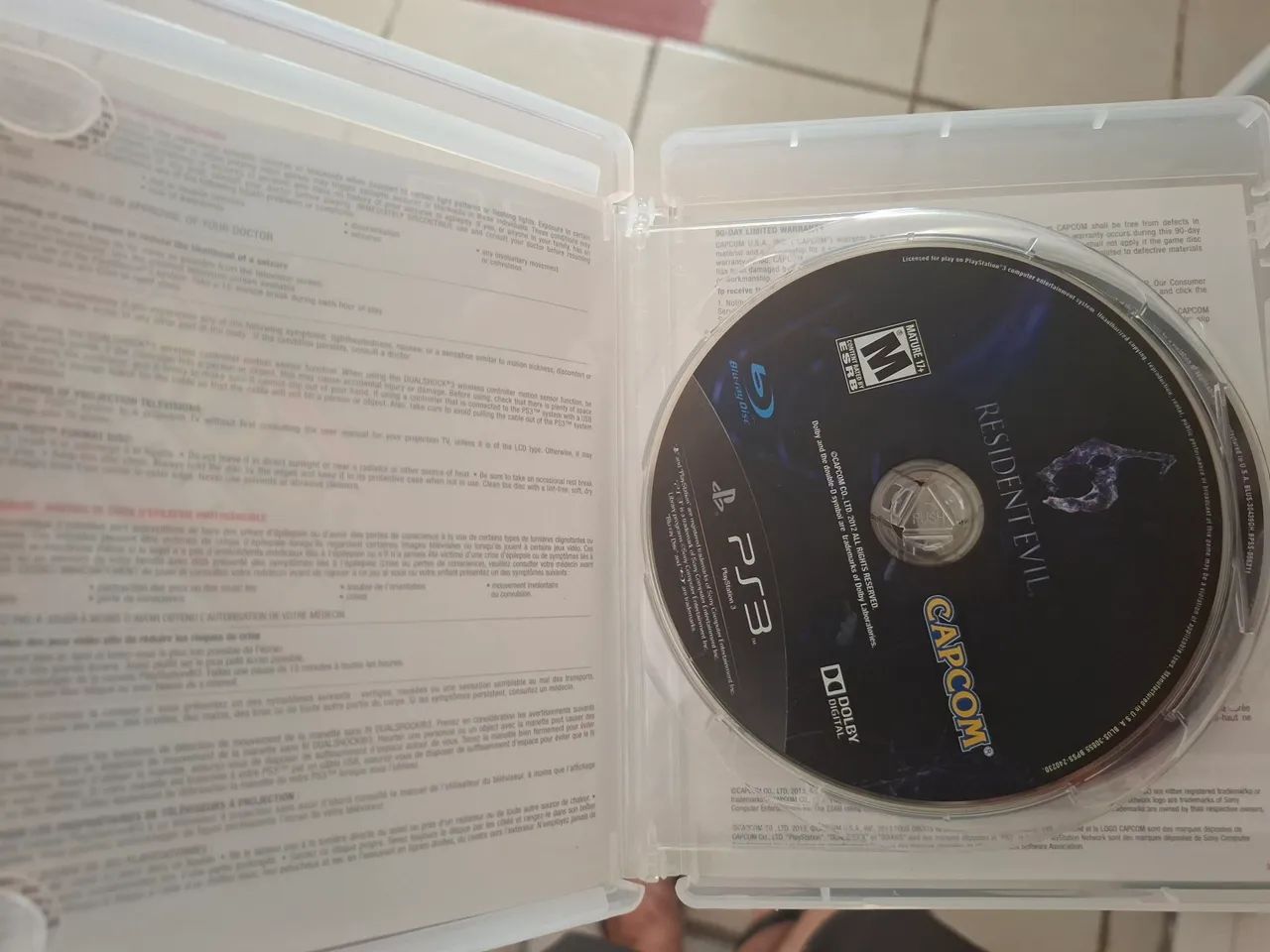 Capcom Essentials - Resident Evil & Dead Rising 2 - PS3 - Foto 2