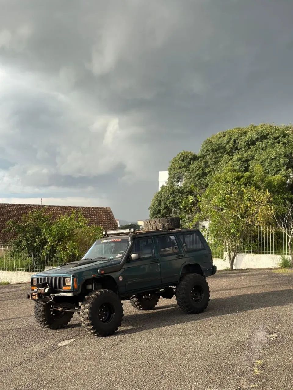 Jeep Cherokee XJ preparada para trilha. - Foto 2