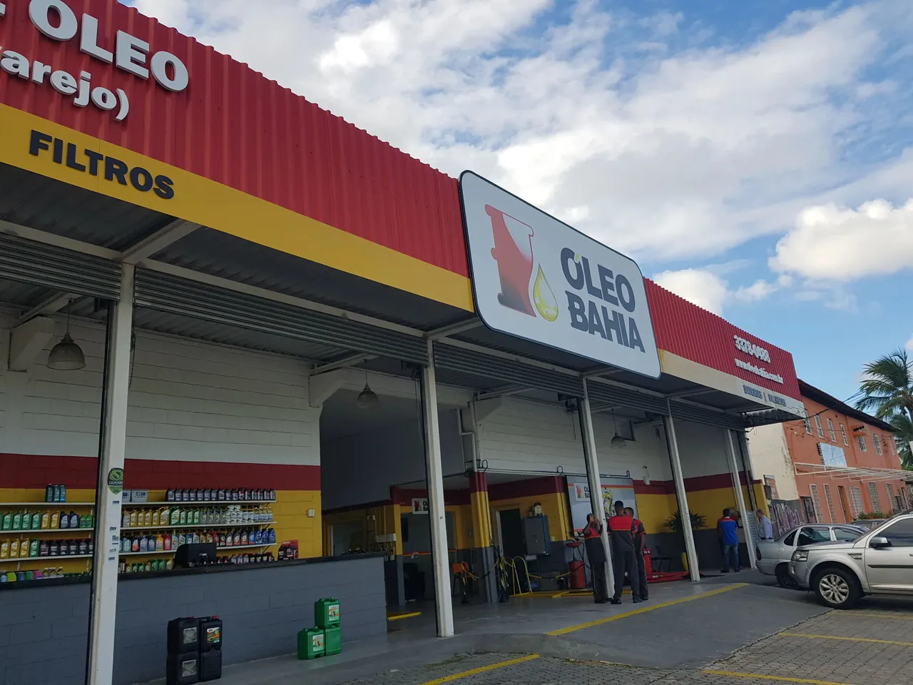 Salas Comercial para Aluguel com 90m² em Portão - Lauro de Freitas -BA