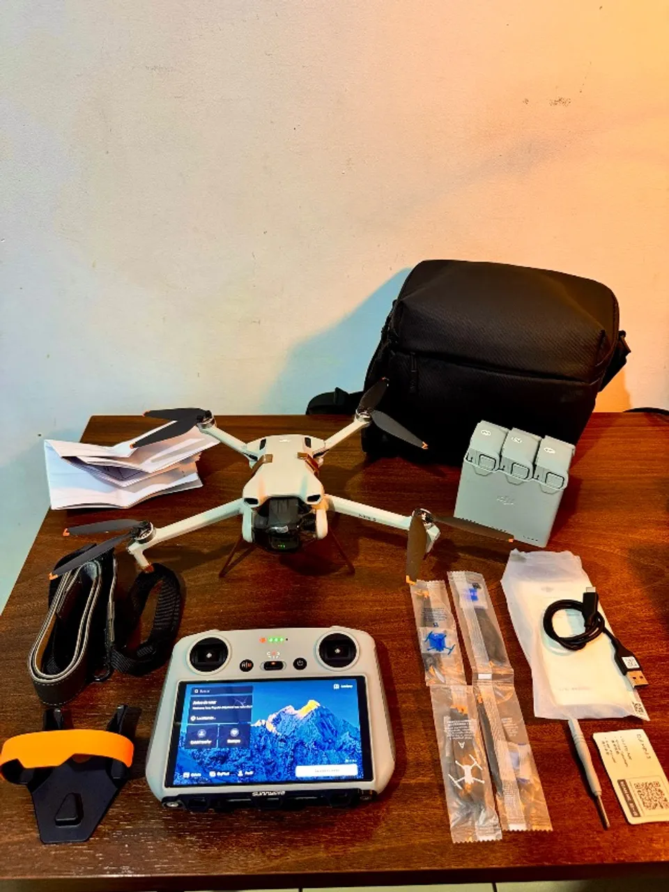 Dji mini 3 Combo Fly More com 1 Bateria Plus - Homologado.