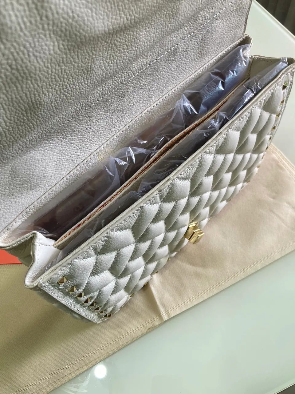 Bolsa Grande Luiza Barcelos Corrente e Spikes Off White - Foto 3