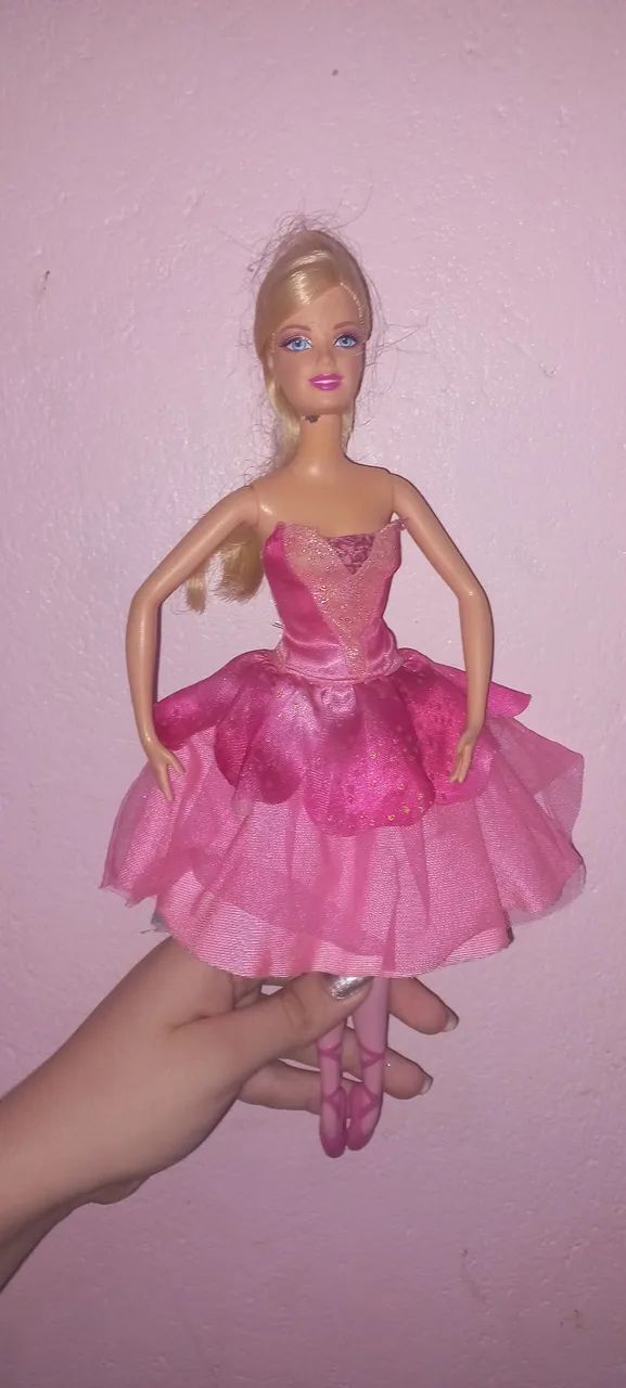 Bonecas Barbie e Ever After High - Foto 4