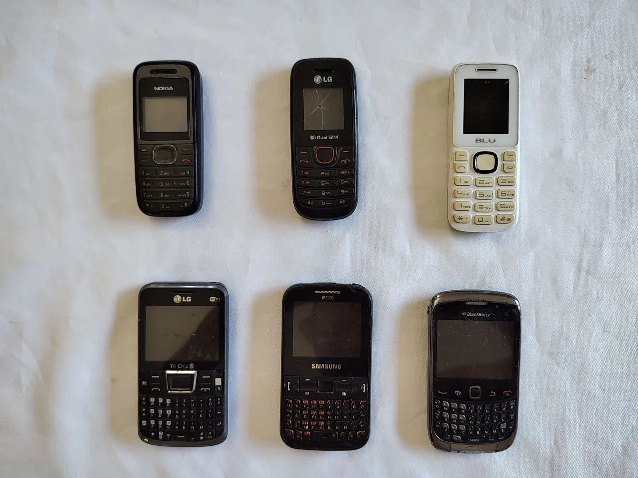 Lote Celulares Antigos - Para Tirar Peças - Leia o Anúncio! - Foto 6