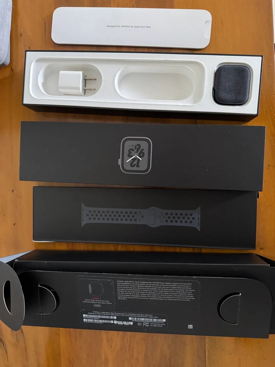 Caixa Apple Watch série 4 Nike  - Foto 2