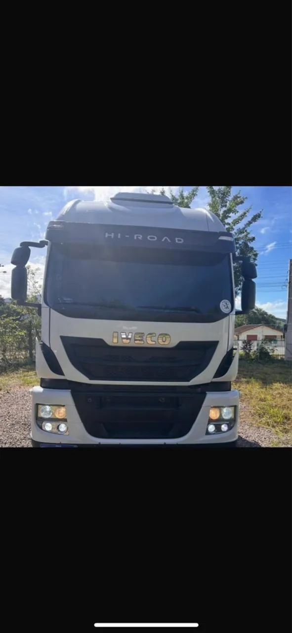 Caminhão Iveco 2023 pra venda ou troca em imóvel  ou carro de passeio