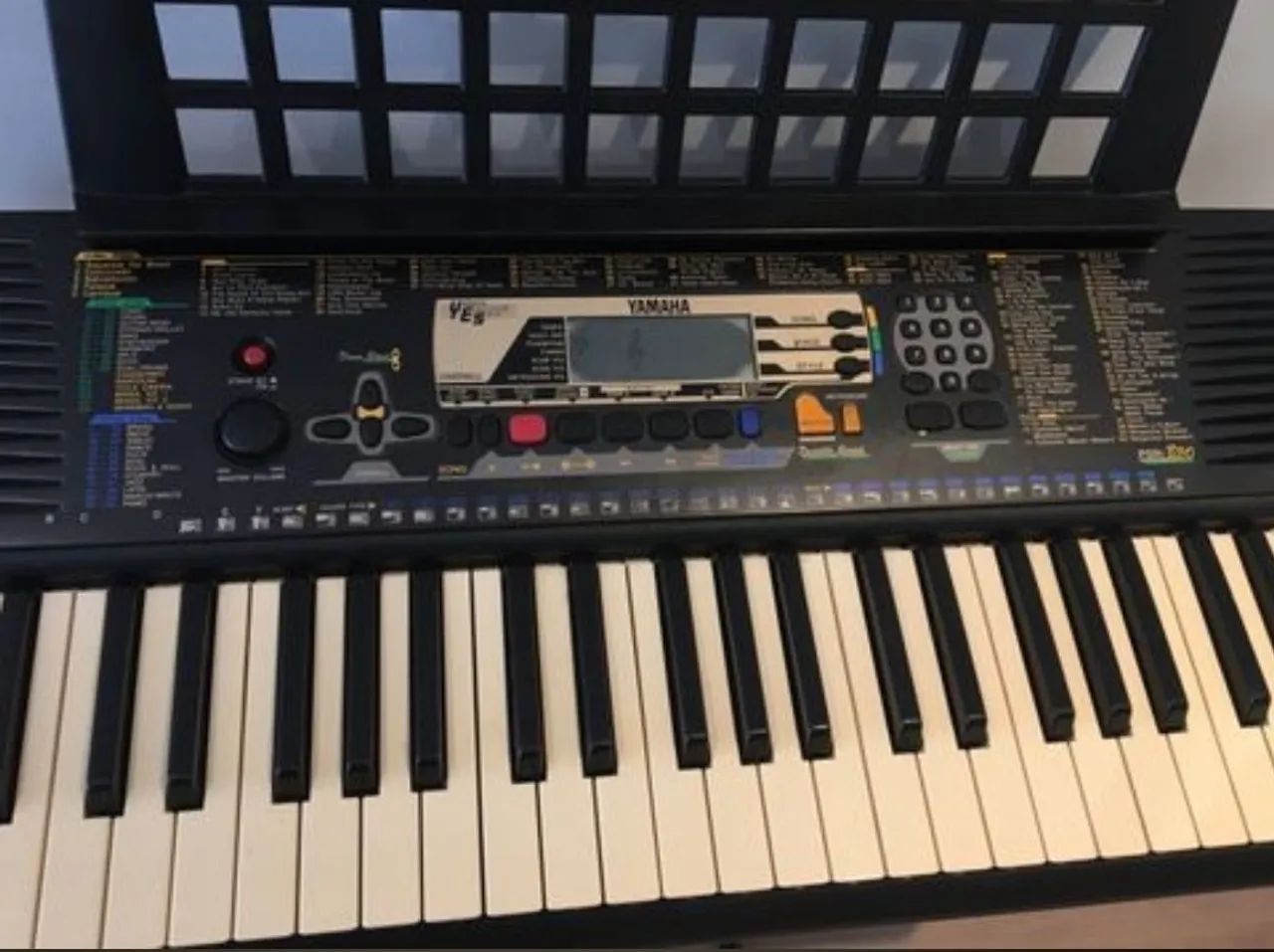 Teclado Yamaha PSR-B20 Totalmente Funcional