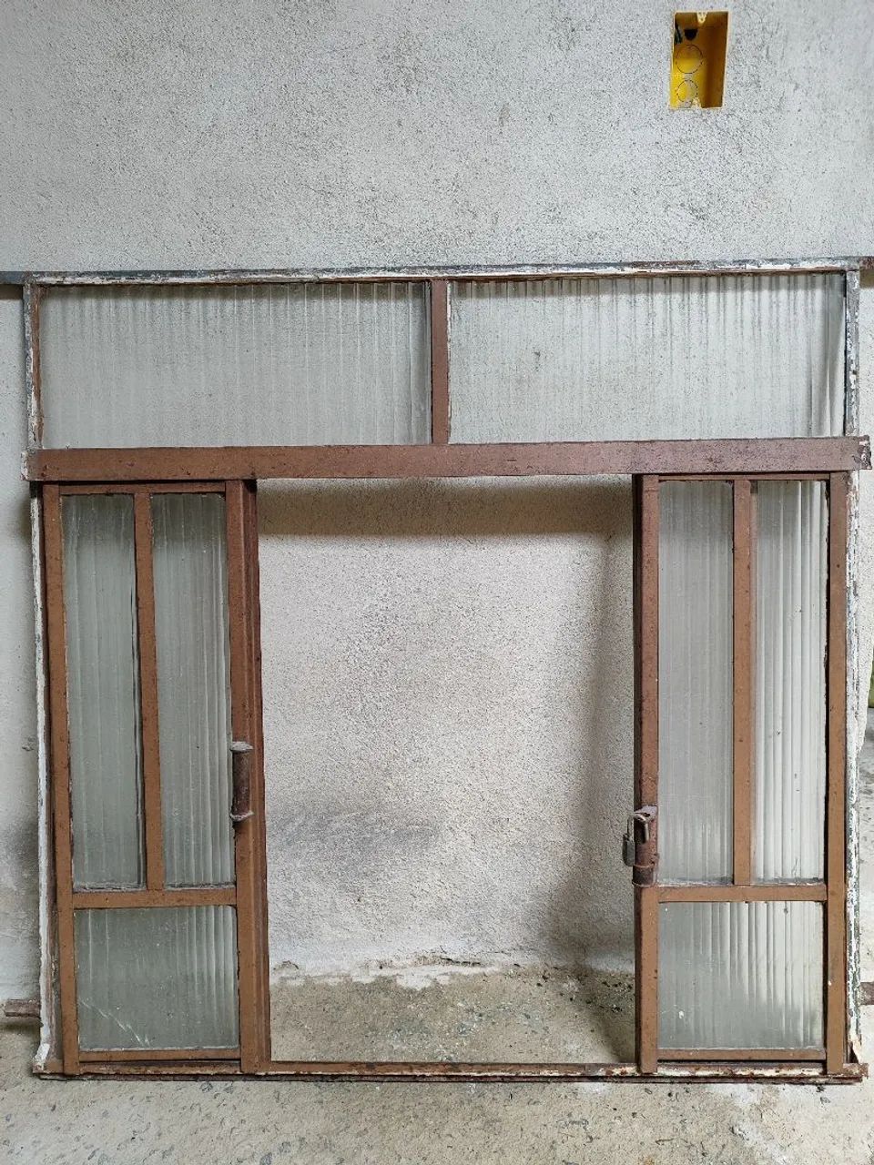 2 Iron Windows64739706799107121