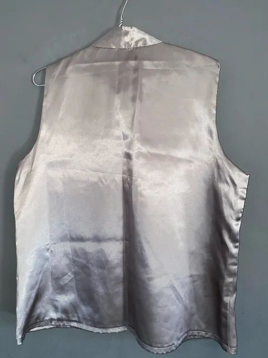blusa cetim prateada seminova g - Foto 2
