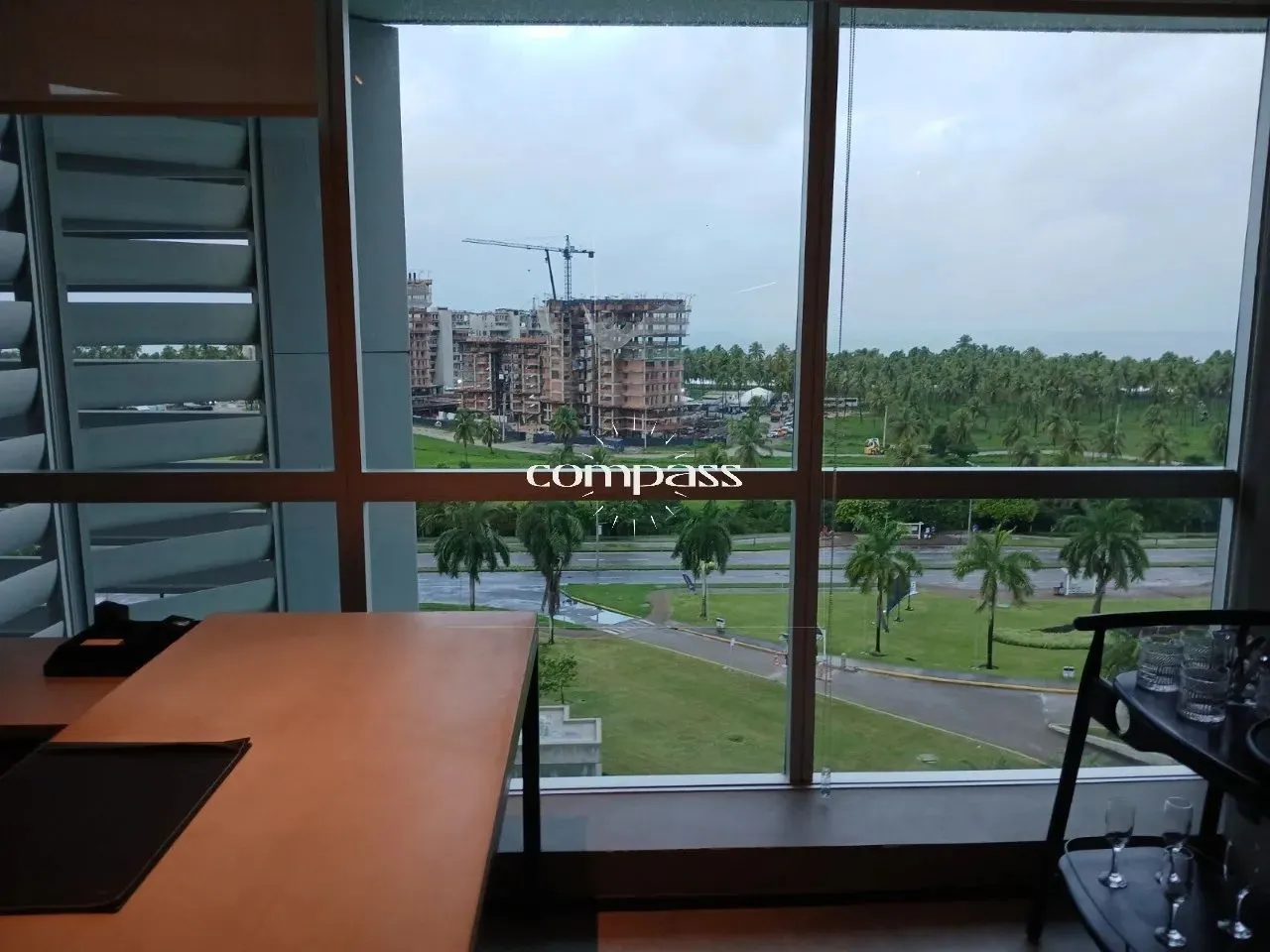 Sala comercial para locação no Novo Mundo Empresarial no Paiva - Cabo de Sto. Agostinho -