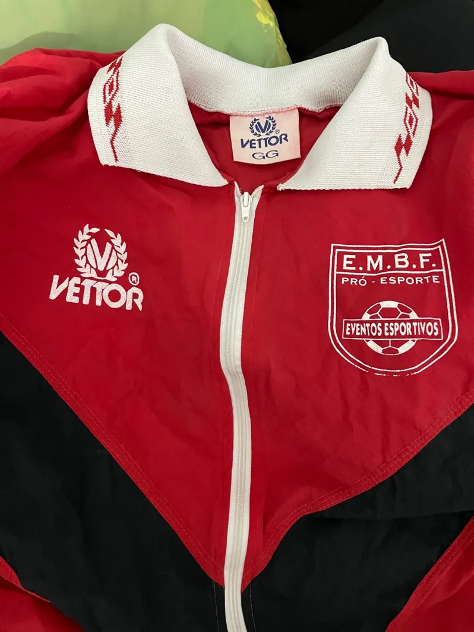 Jaqueta de Windbreaker E.M.B.F. GG - Vettor