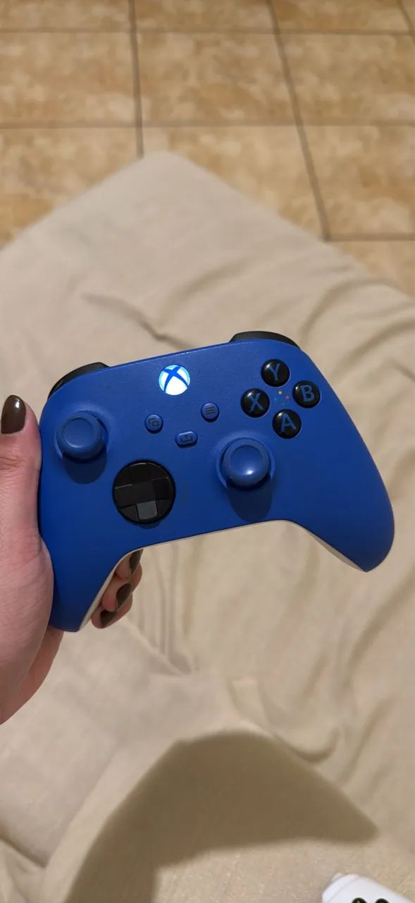 XBOX SERIES S 512GB COM 2 MANETES ORIGINAIS - Foto 2