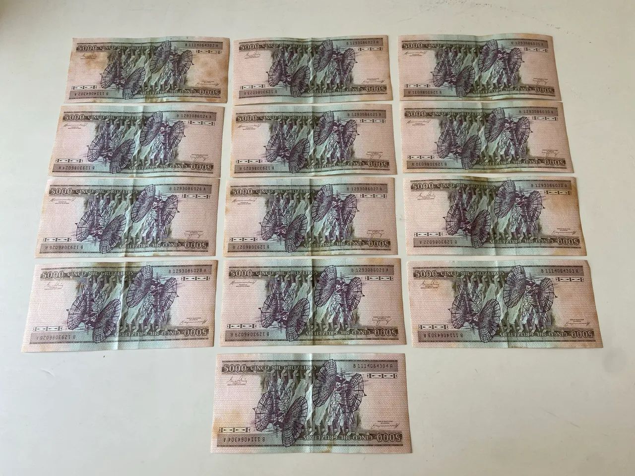 13 cédulas de 5000 cruzeiros - Castelo Branco - Foto 2