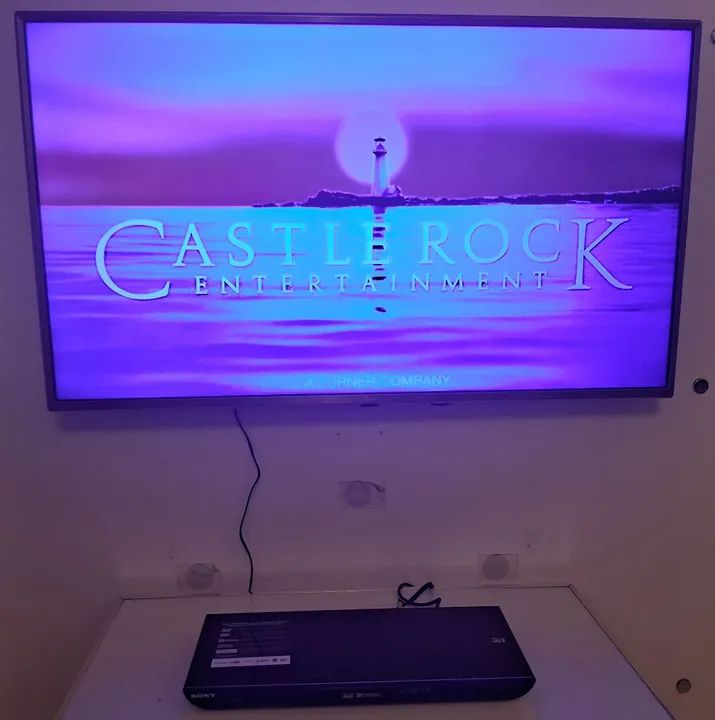 Blu-ray 3D Sony BDP-5590 com controle remoto. Usado em ótimo estado de conservação.  - Foto 3