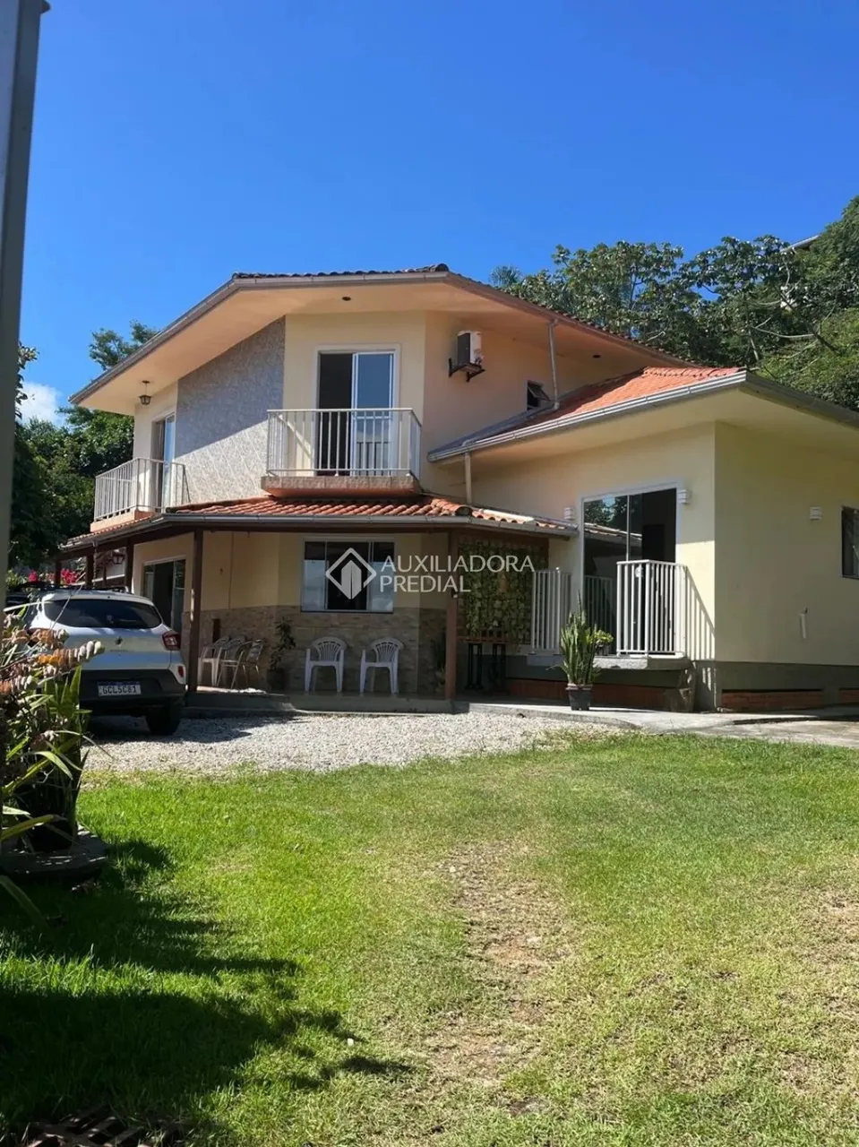 Casa sobrado à venda no Ribeirão da Ilha