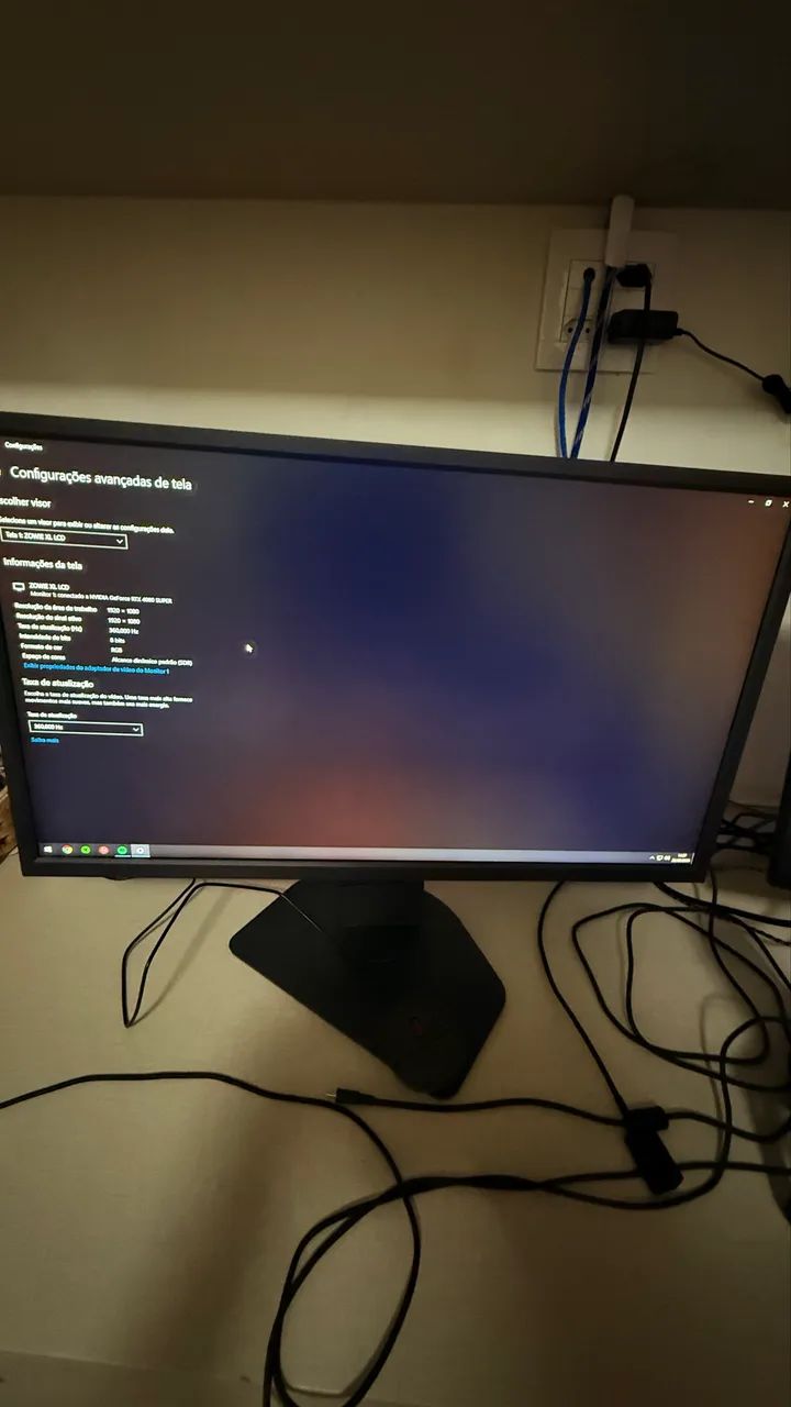 MONITOR BENQ ZOWIE XL2566K 360hz- FULL HD- NOVO COM NF