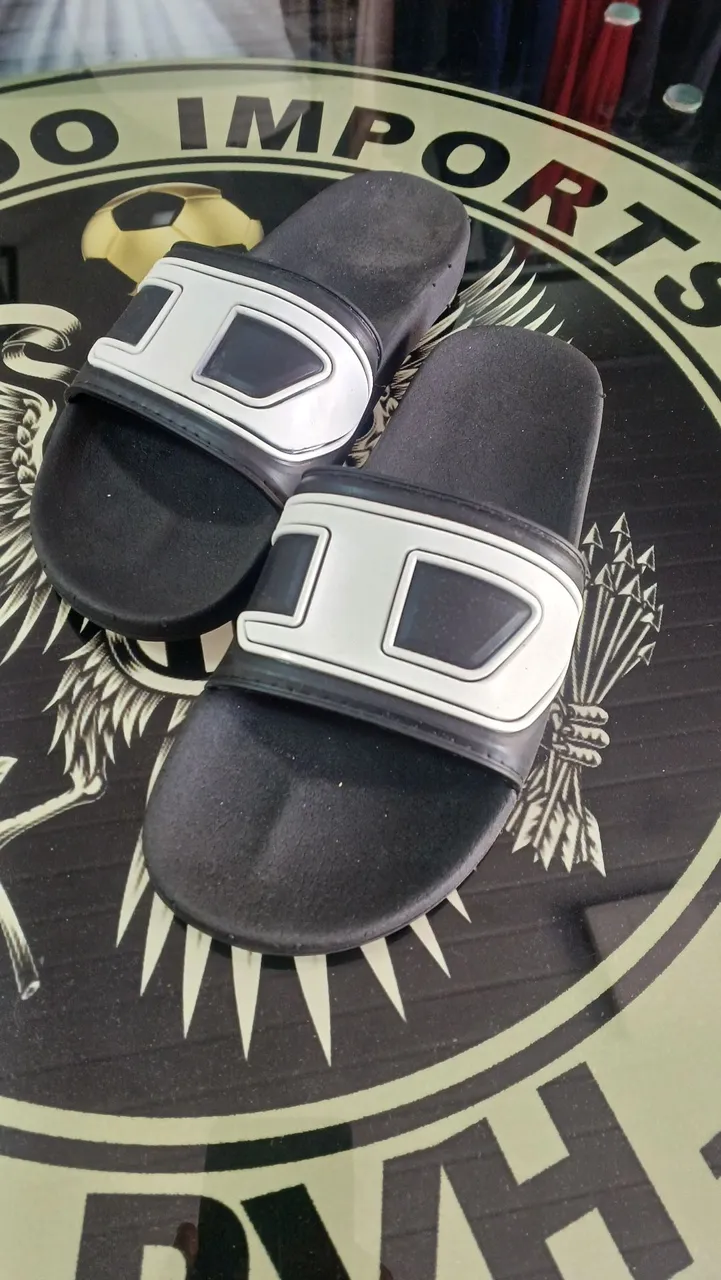 Sandálias Diesel Originais - Conforto e Estilo!