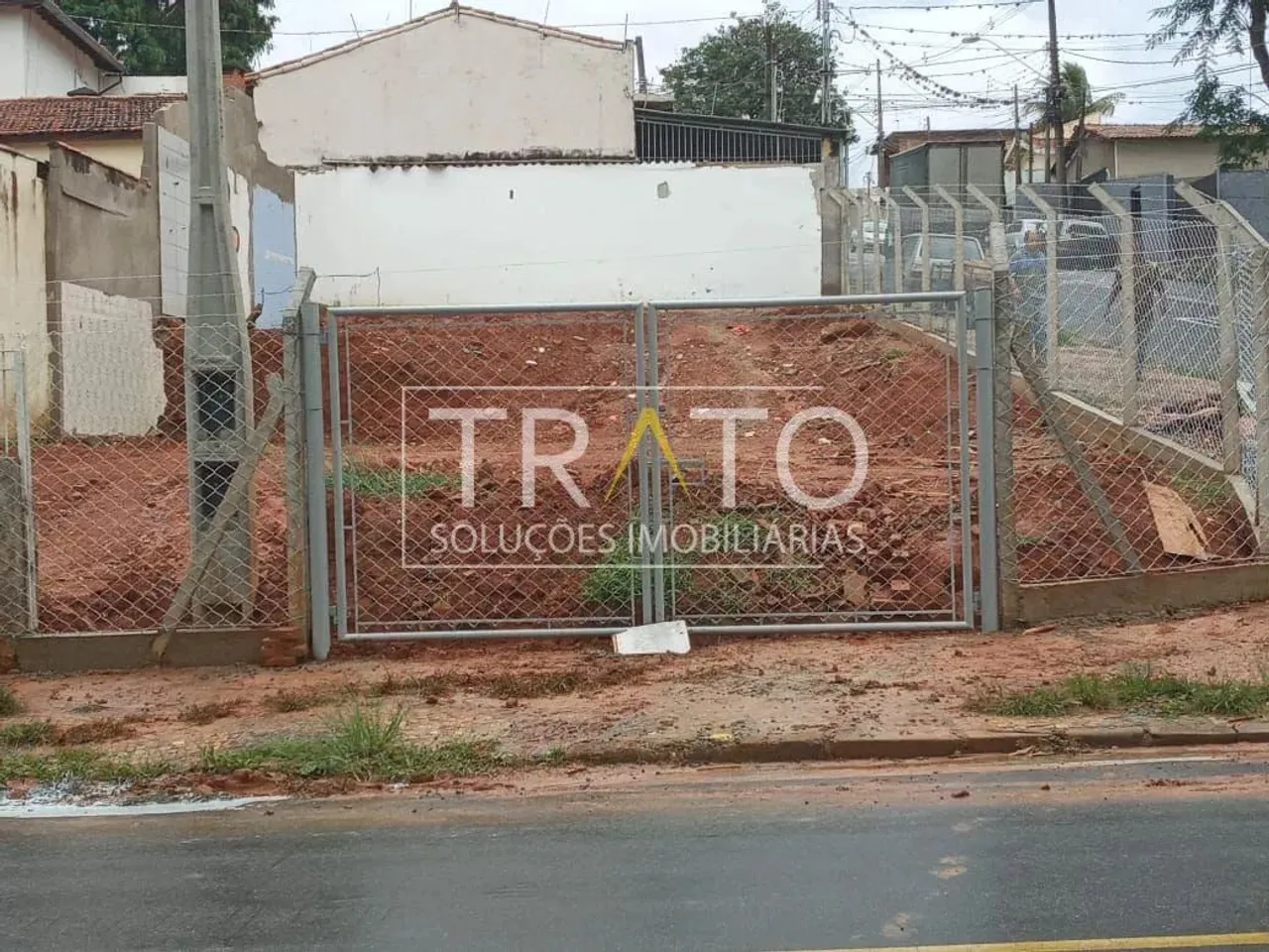 Terreno de esquina com 342 metros para venda ou locação no Bairro Jardim Bela Vista