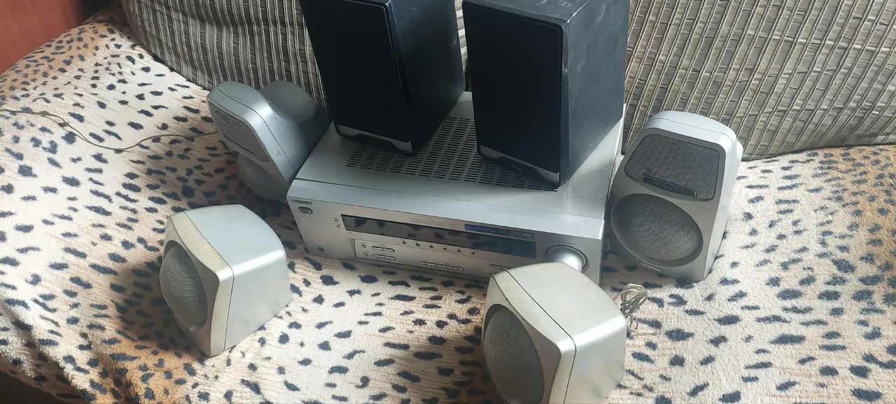 Home Theater  - Foto 2