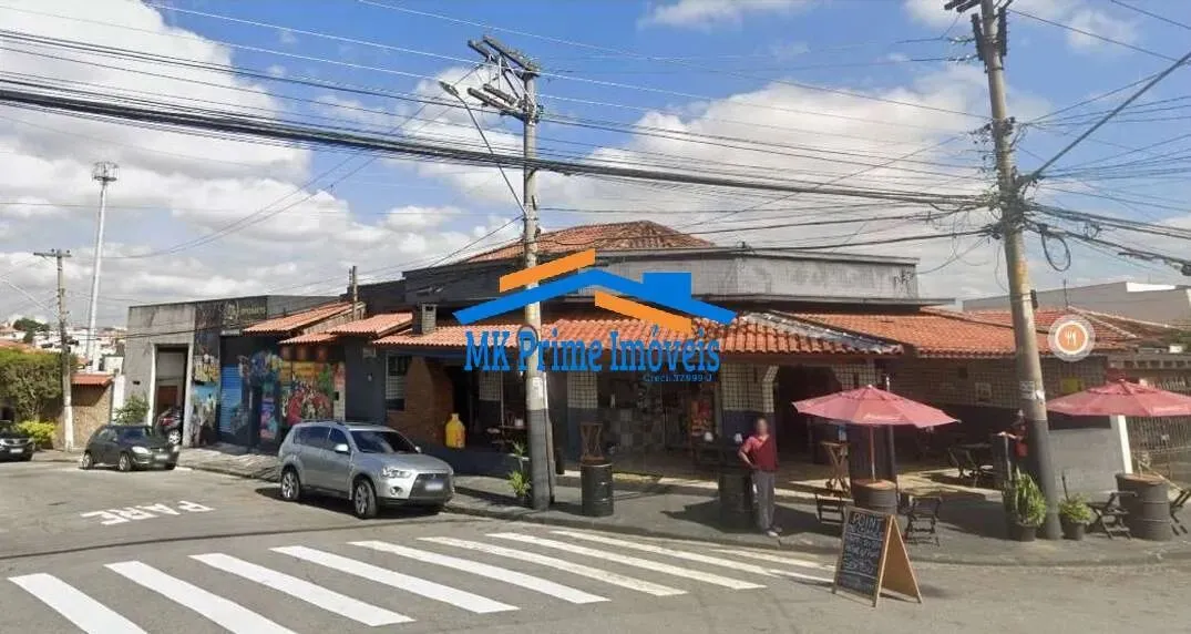 Terreno de 384m² com salões comerciais na Vila Osasco- OSASCO.