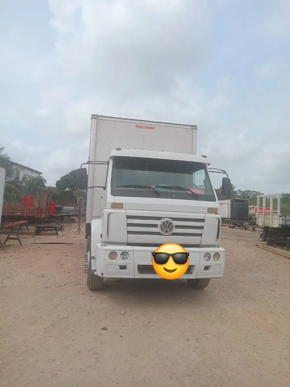 Caminhão 24.220 truk