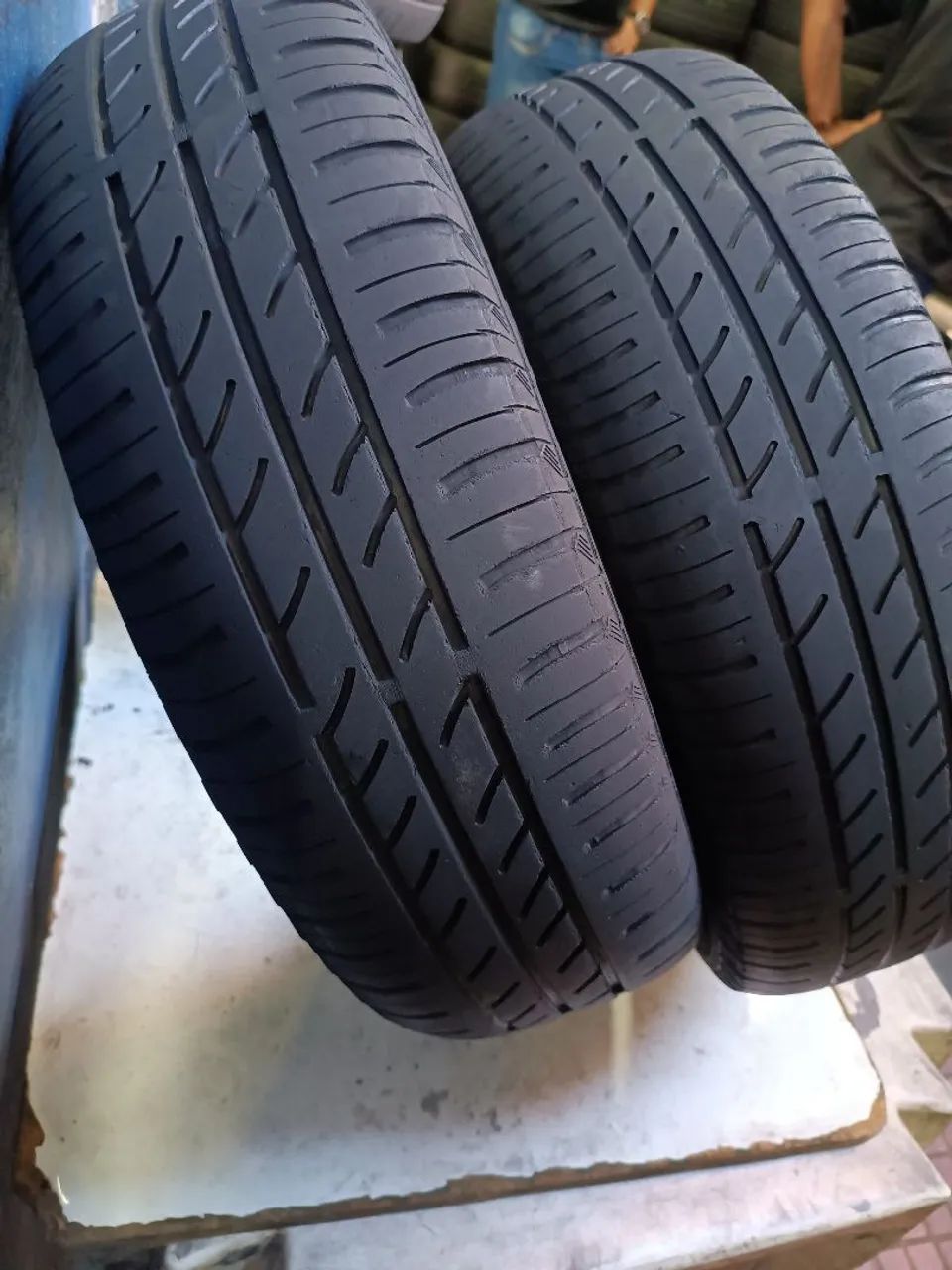 Pneus 165/70r14 