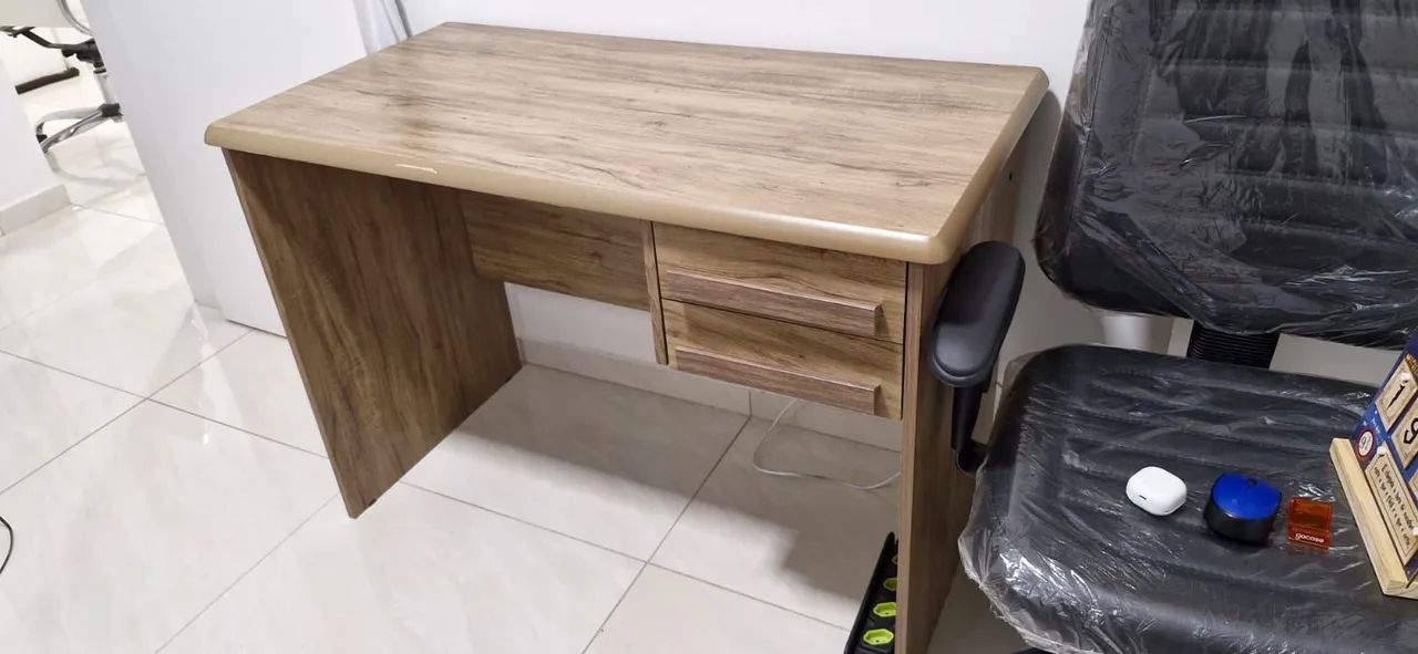 Escrivaninha home office