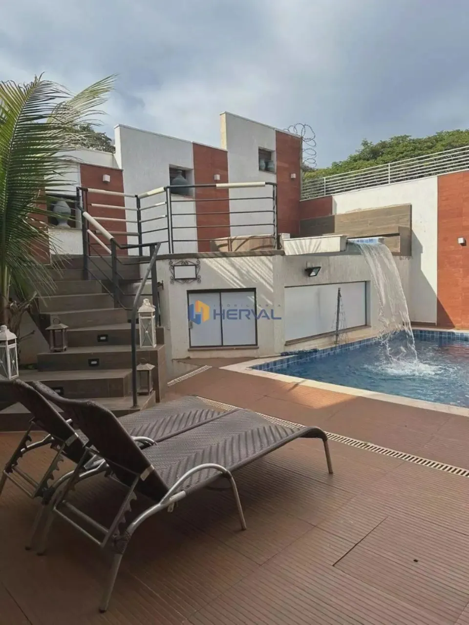 Sobrado em condomínio fechado com 4 quartos à venda, 430,99 m² por R$ 2.800.000,00 - Zona