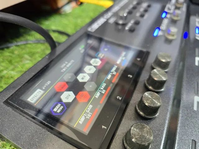 Boss GX-100 + HARD CASE - Excelente estado - Instrumentos