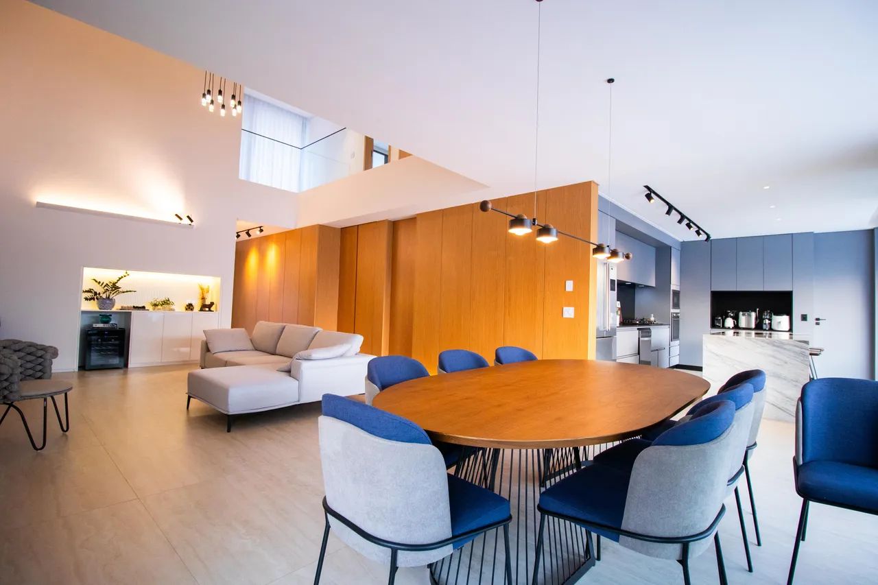 Alphaville Jacuhy - Casa contemporânea com 4 suítes e lazer privativo. - Foto 5