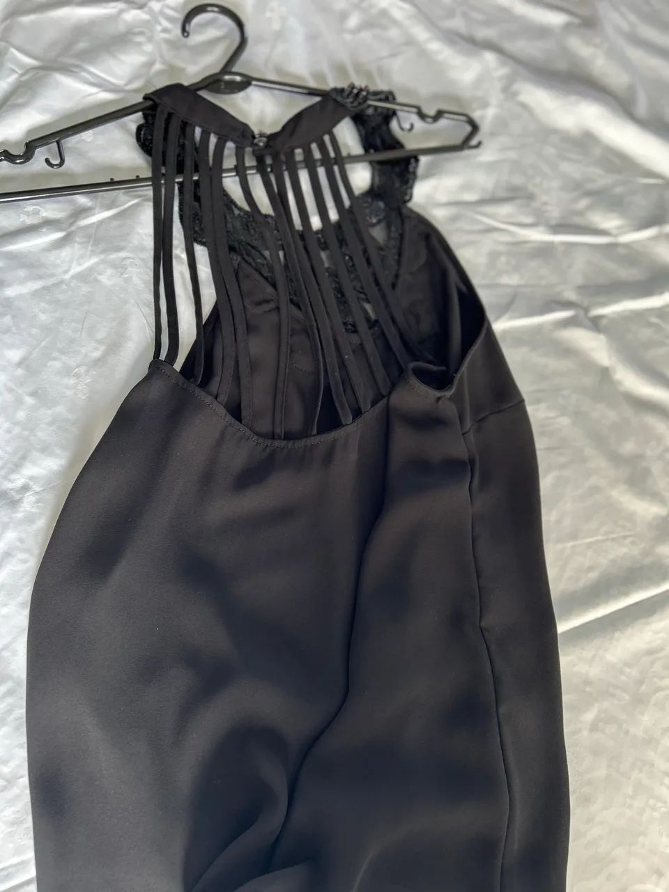 Blusa preta Cambodja - Foto 4