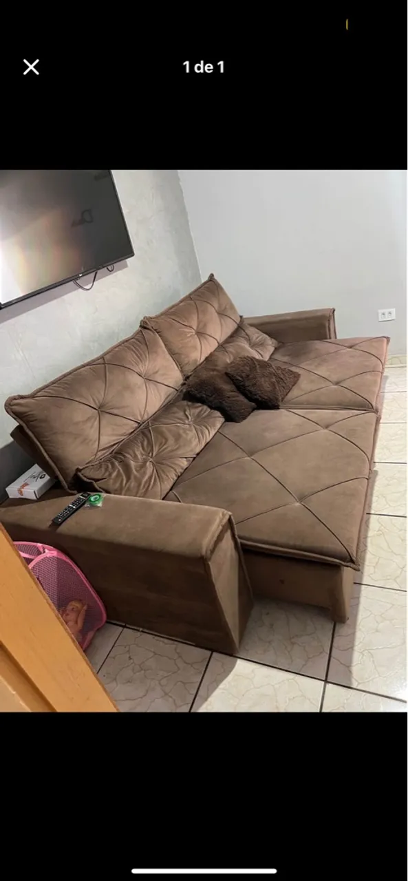 Sofá Marrom Confortável e Moderno
