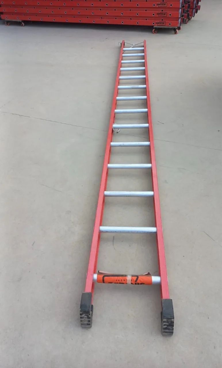 ESCADA FIBRA DE VIDRO