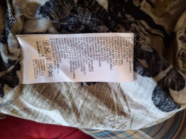 Vestido DIESEL com mangas e decote profundo nas costas - Foto 4