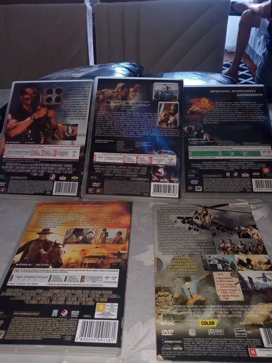 DVDs - Combo de filmes - Diversos gêneros - Foto 2