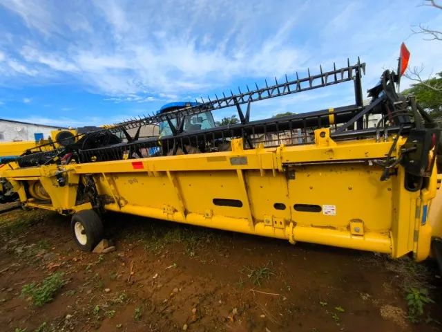 UMA PLATAFORMA DE CORTE, MARCA NEW HOLLAND 2021 - Foto 3