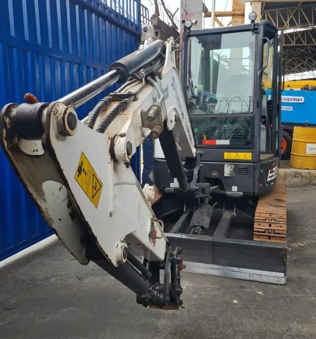 Miniescavadeira Bobcat E35z 2022 1026,3hs Fechada+ar+est Aço - Foto 5