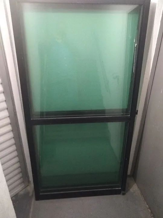 Porta em vidro para entrada de sala 