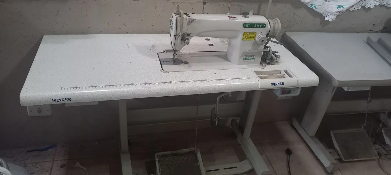 Máquina de Costura Industrial Winner ER-2 Reta R$ 900,00 REAIS